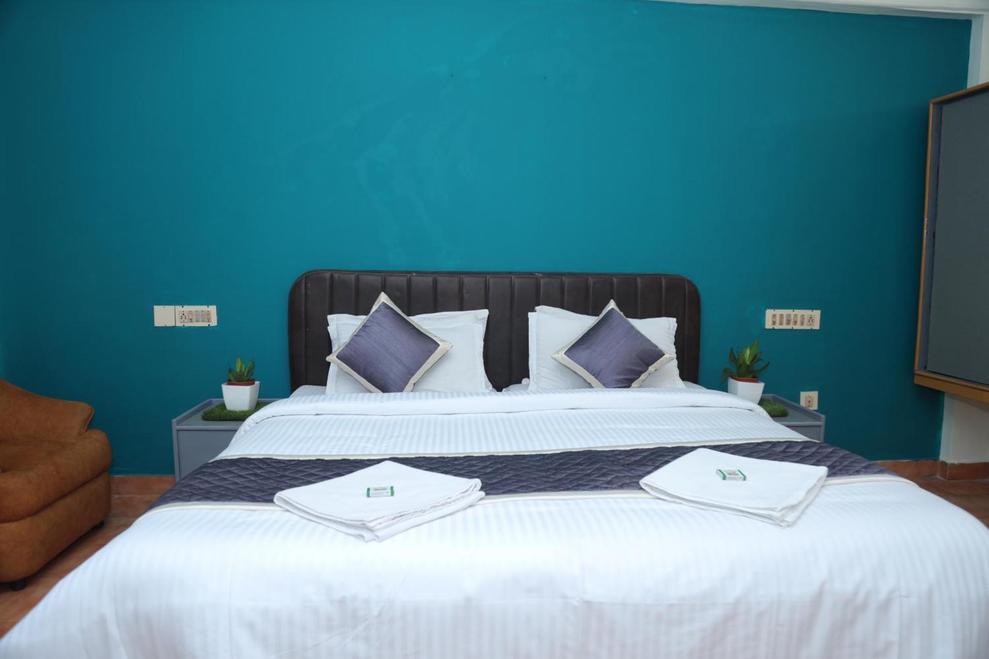Grand Harmony Beach Resort Kovalam Ngoại thất bức ảnh