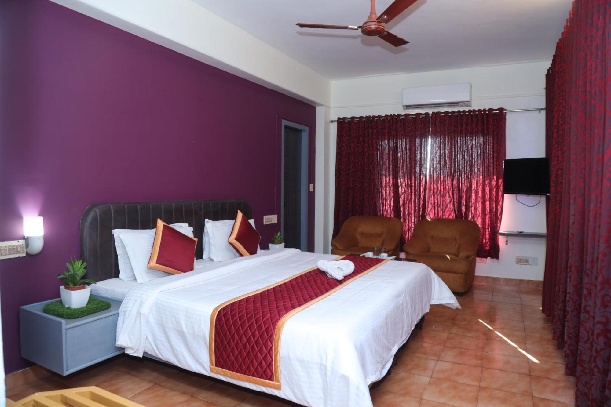 Grand Harmony Beach Resort Kovalam Ngoại thất bức ảnh