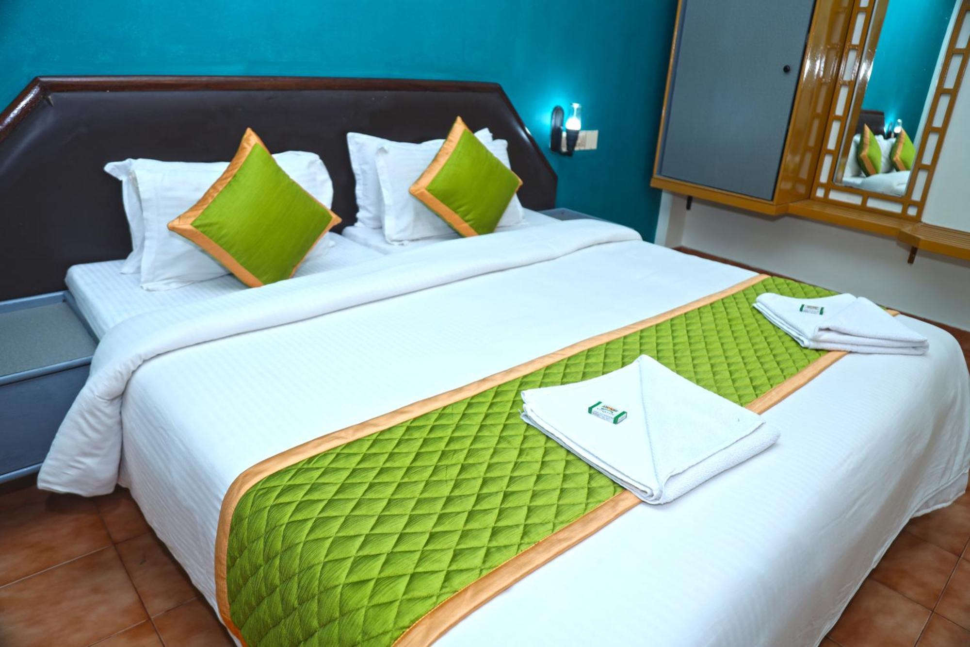 Grand Harmony Beach Resort Kovalam Ngoại thất bức ảnh
