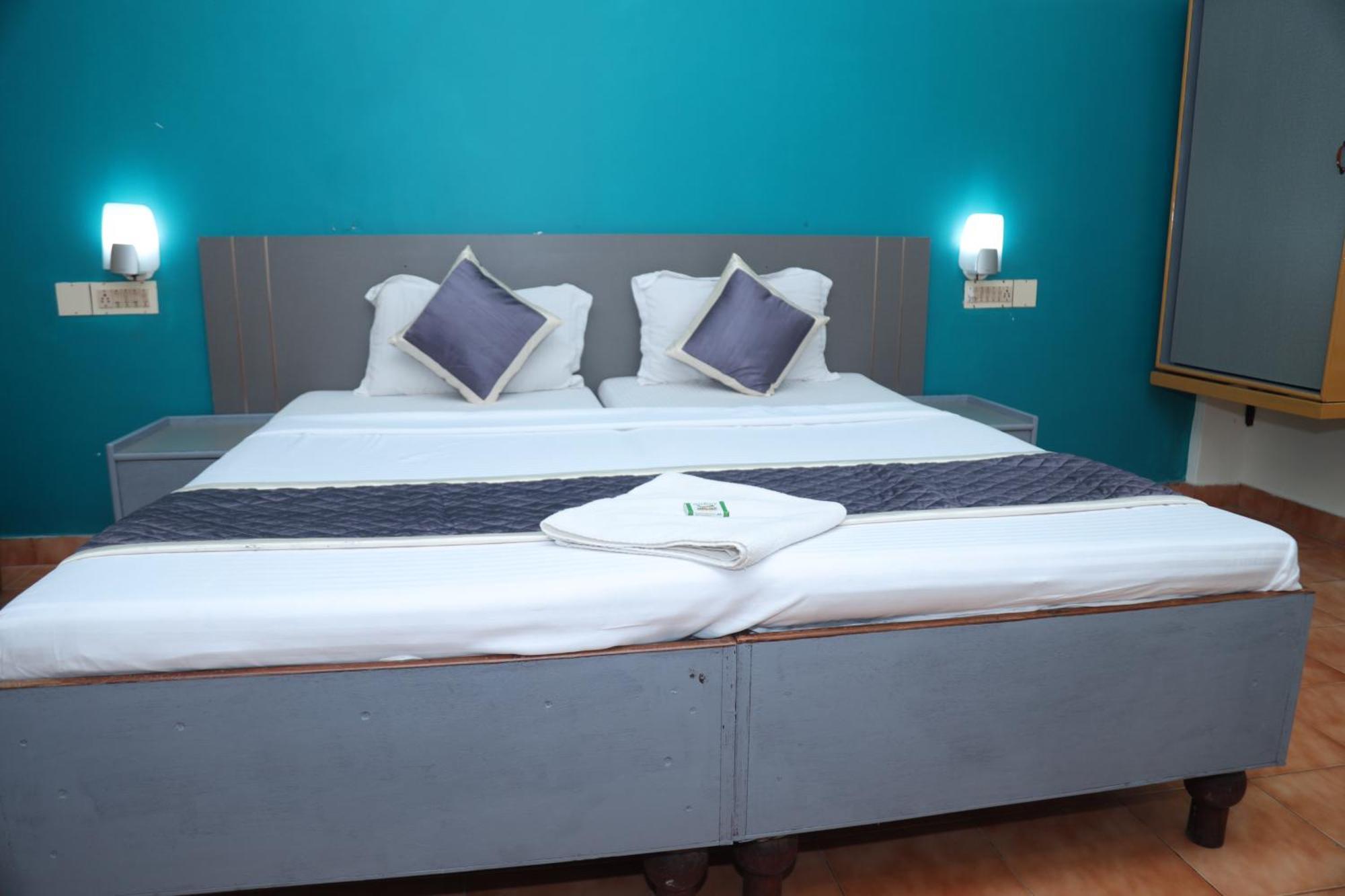 Grand Harmony Beach Resort Kovalam Ngoại thất bức ảnh
